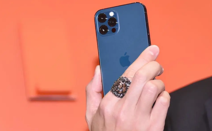 阳江苹果手机维修分享iPhone12系列重启方法教程 